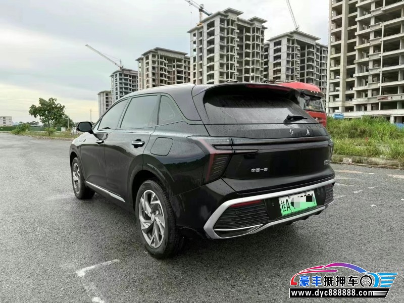 25年红旗HS3轿车抵押车出售