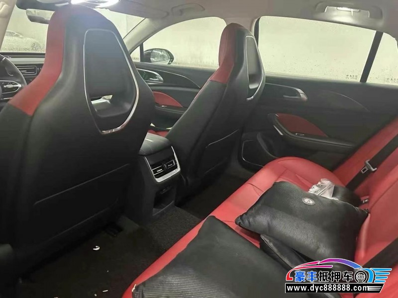 25年红旗H6轿车抵押车出售