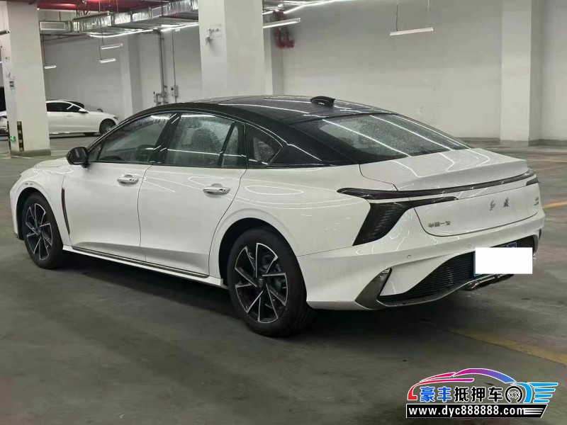 25年红旗H6轿车抵押车出售