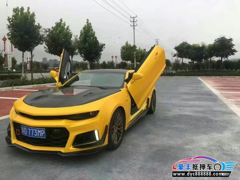 抵押车出售17年雪佛兰科迈罗轿车