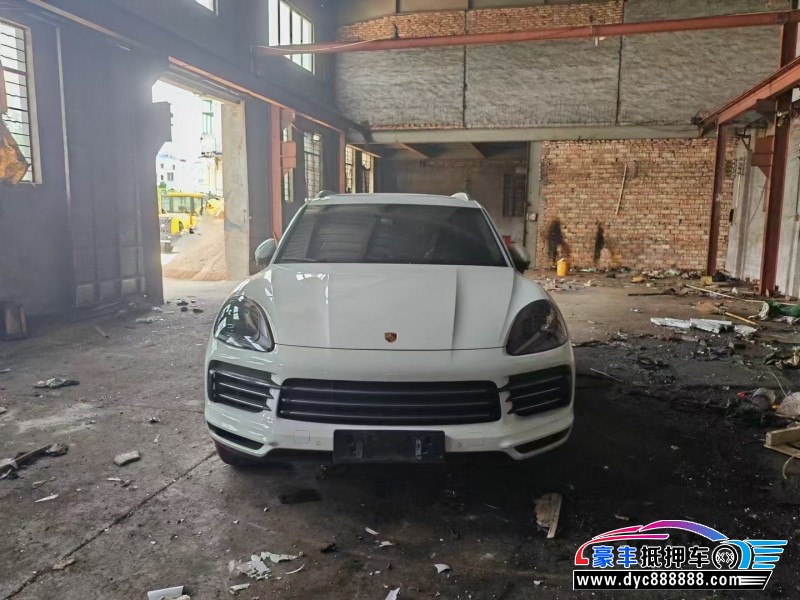 23年保时捷卡宴轿车抵押车出售