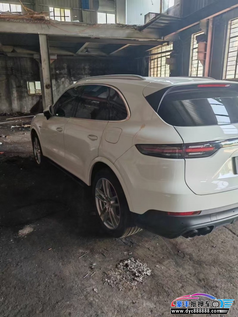 23年保时捷卡宴轿车抵押车出售