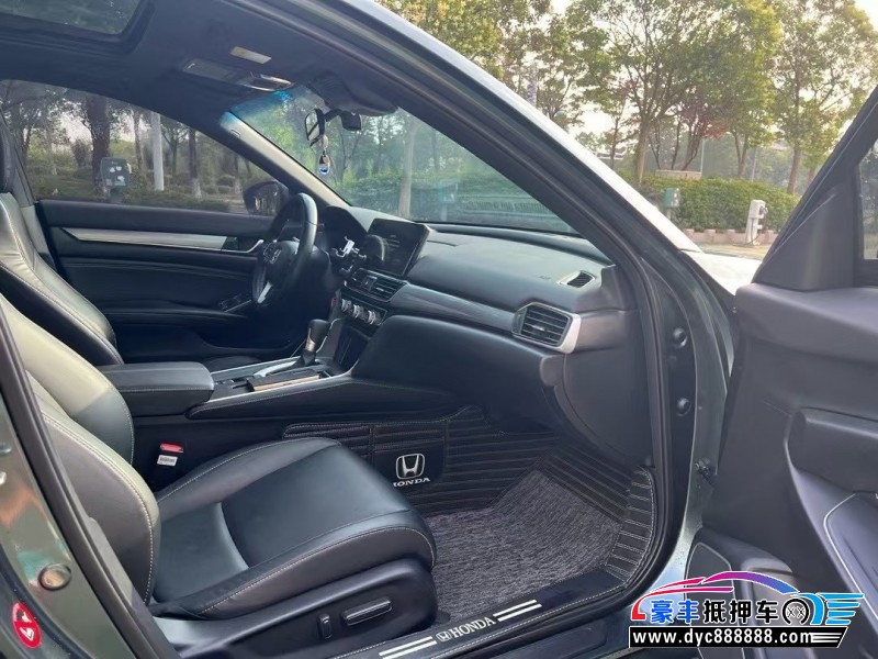 22年本田英诗派轿车抵押车出售