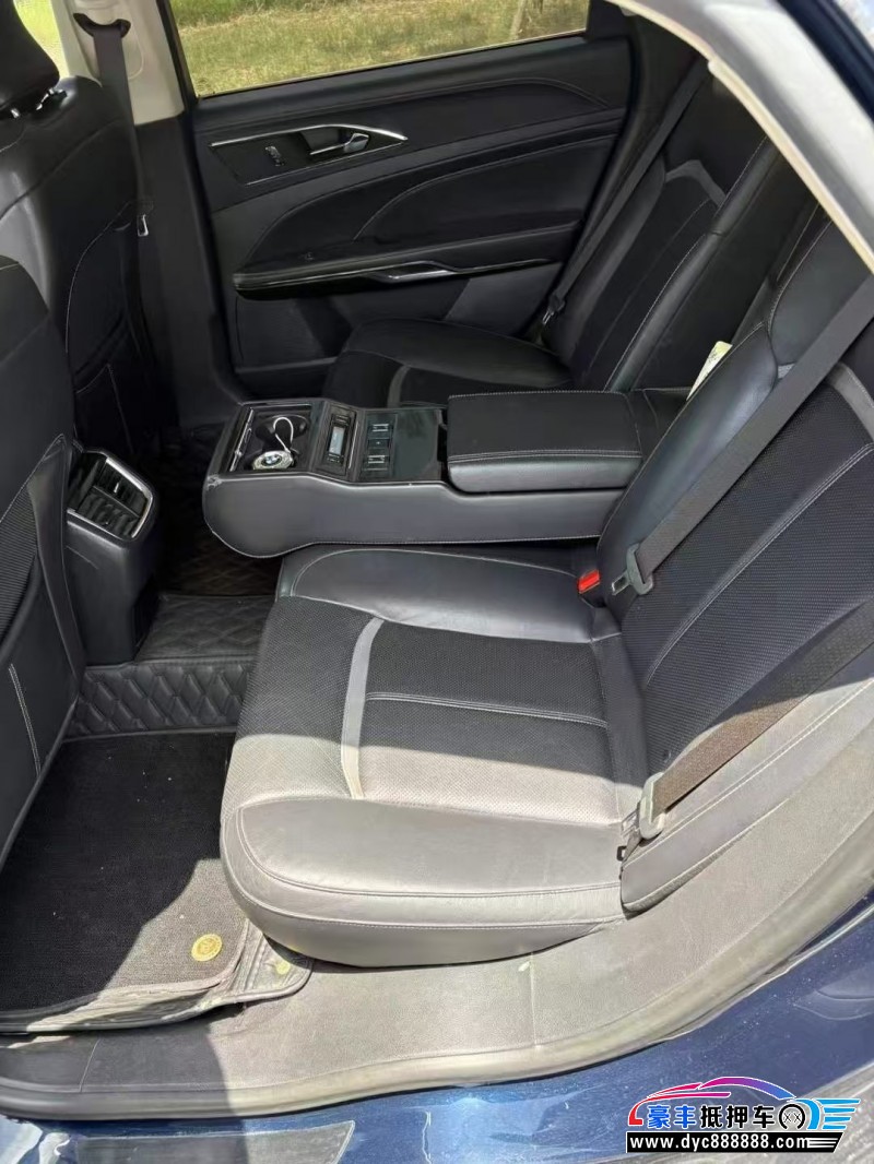 17年福特金牛座轿车抵押车出售