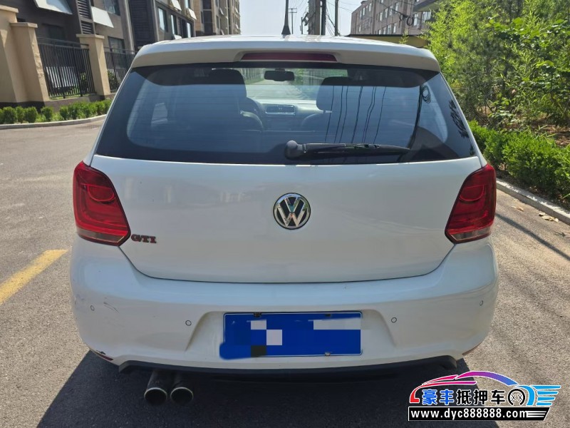 15年大众polo轿车抵押车出售