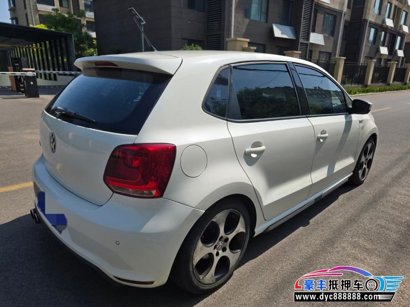 15年大众polo轿车抵押车出售