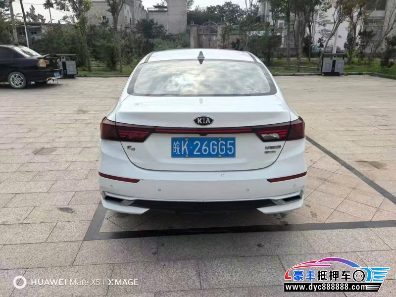 21年起亚K3轿车抵押车出售