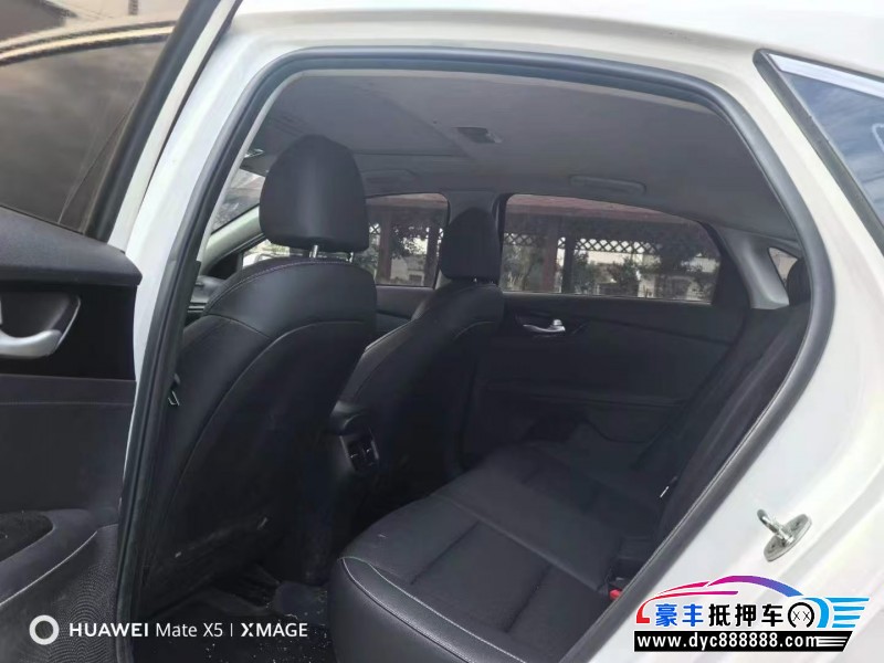 21年起亚K3轿车抵押车出售