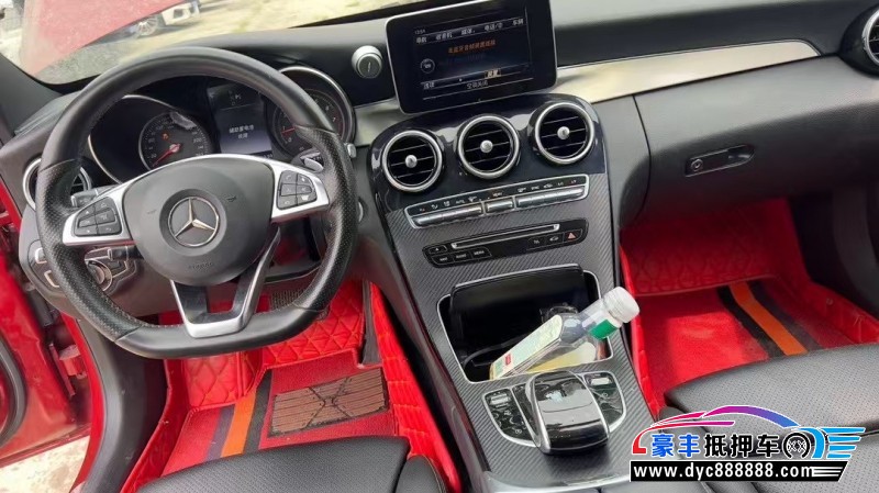 16年奔驰C轿车抵押车出售