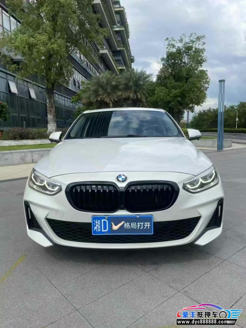 19年宝马1系轿车抵押车出售