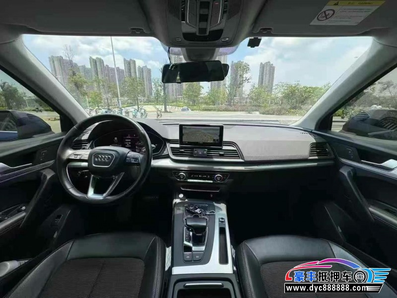 20年奥迪Q5轿车抵押车出售