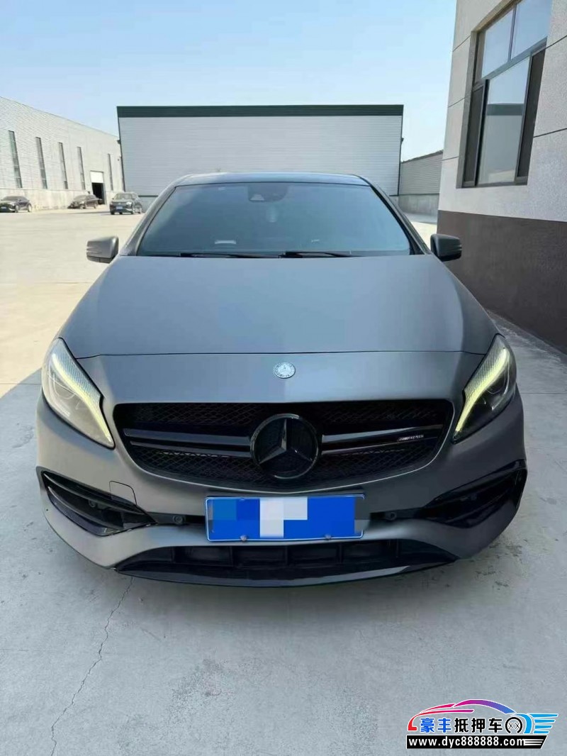 16年奔驰A轿车抵押车出售