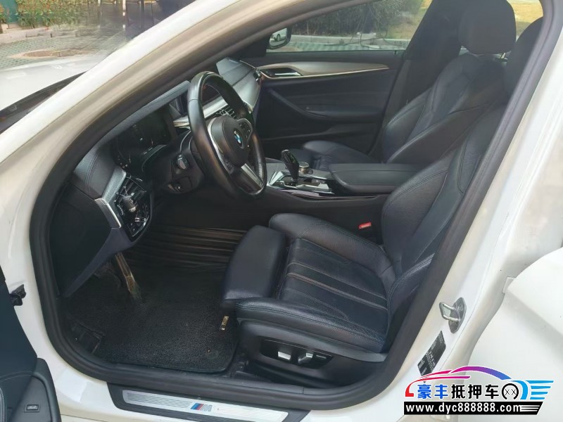 19年宝马5系轿车抵押车出售