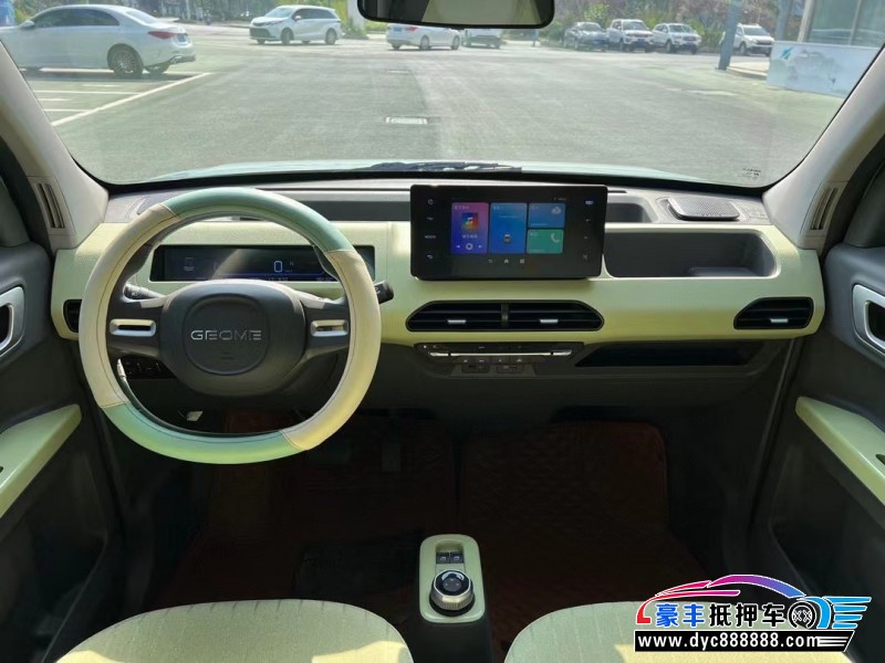 24年吉利熊猫轿车抵押车出售