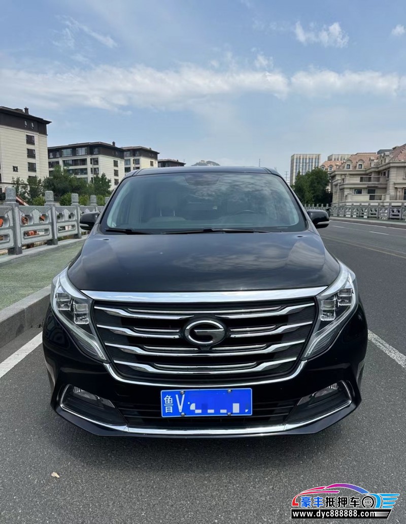 抵押车出售20年传祺GM8轿车