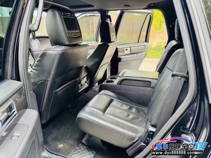 16年林肯领航员轿车抵押车出售