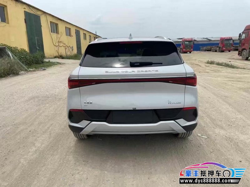 25年比亚迪元轿车抵押车出售