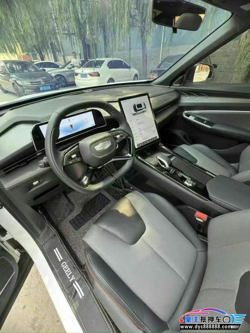 23年吉利博越轿车抵押车出售