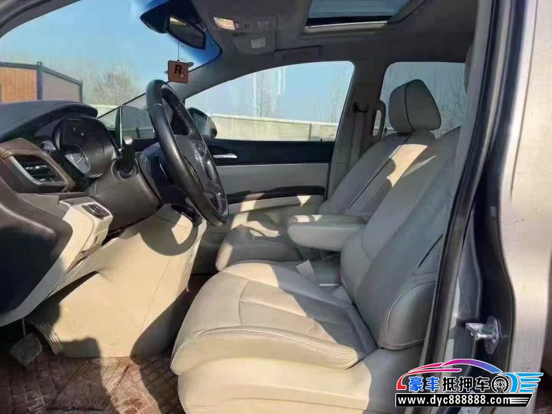 20年别克GL8轿车抵押车出售