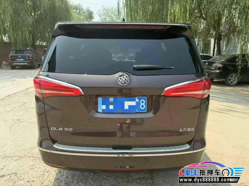 18年别克GL8轿车抵押车出售