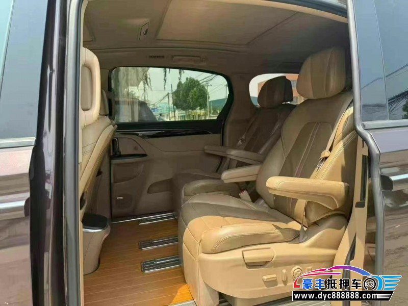 18年别克GL8轿车抵押车出售