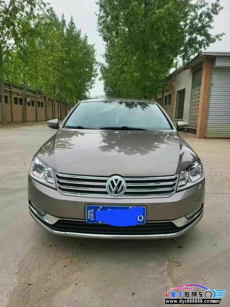 16年大众迈腾轿车抵押车出售