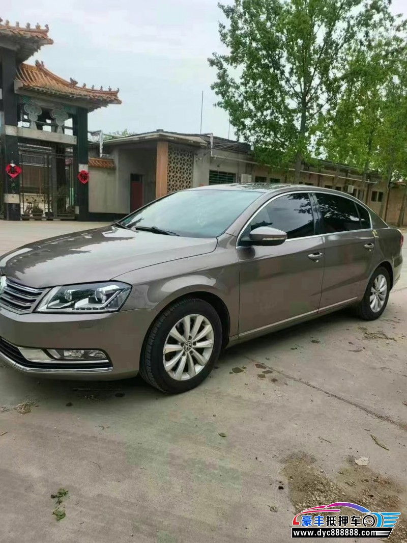 16年大众迈腾轿车抵押车出售