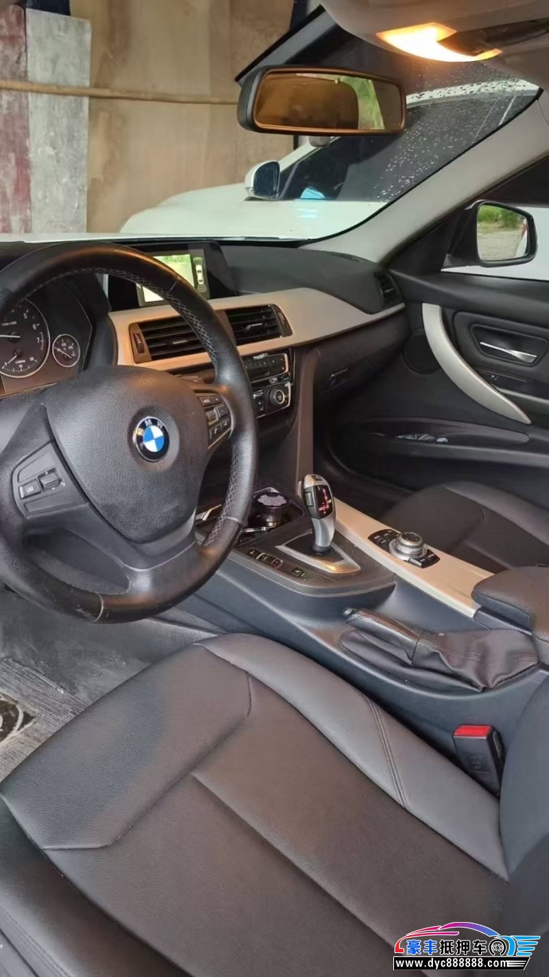 17年宝马3系轿车抵押车出售