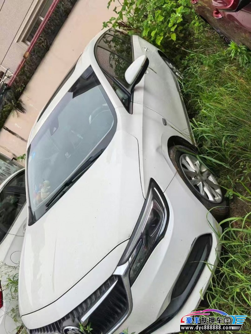 18年别克别克GL6轿车抵押车出售