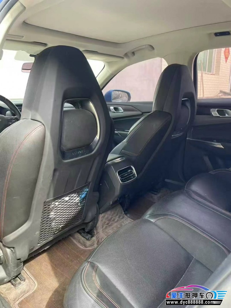 18年领克02轿车抵押车出售