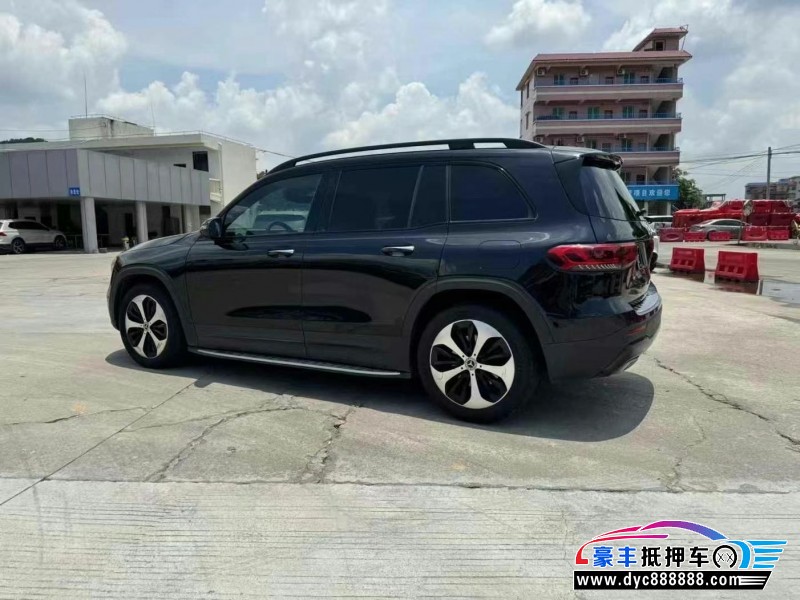 21年奔驰GLB轿车抵押车出售