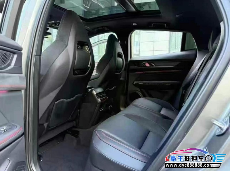 22年领克05轿车抵押车出售