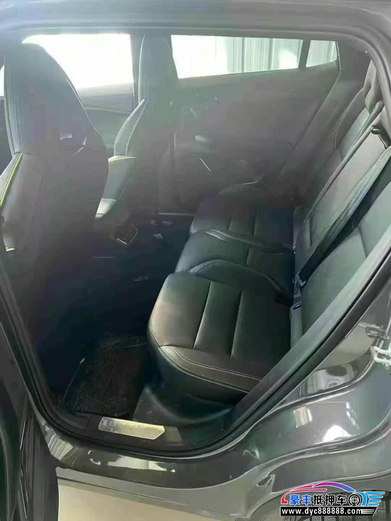 24年领克06轿车抵押车出售