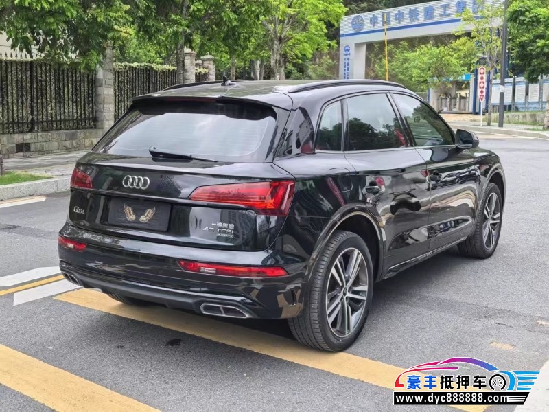 21年奥迪Q5轿车抵押车出售