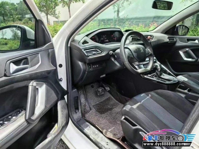 19年标致308轿车抵押车出售