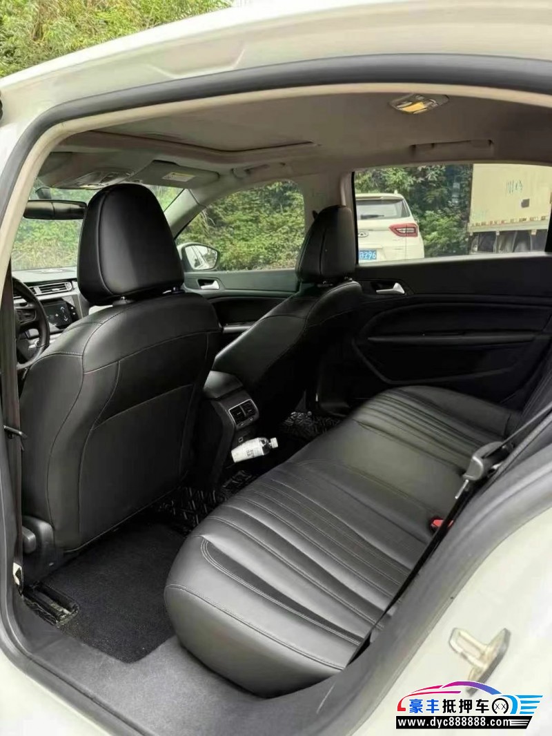 20年标致408轿车抵押车出售