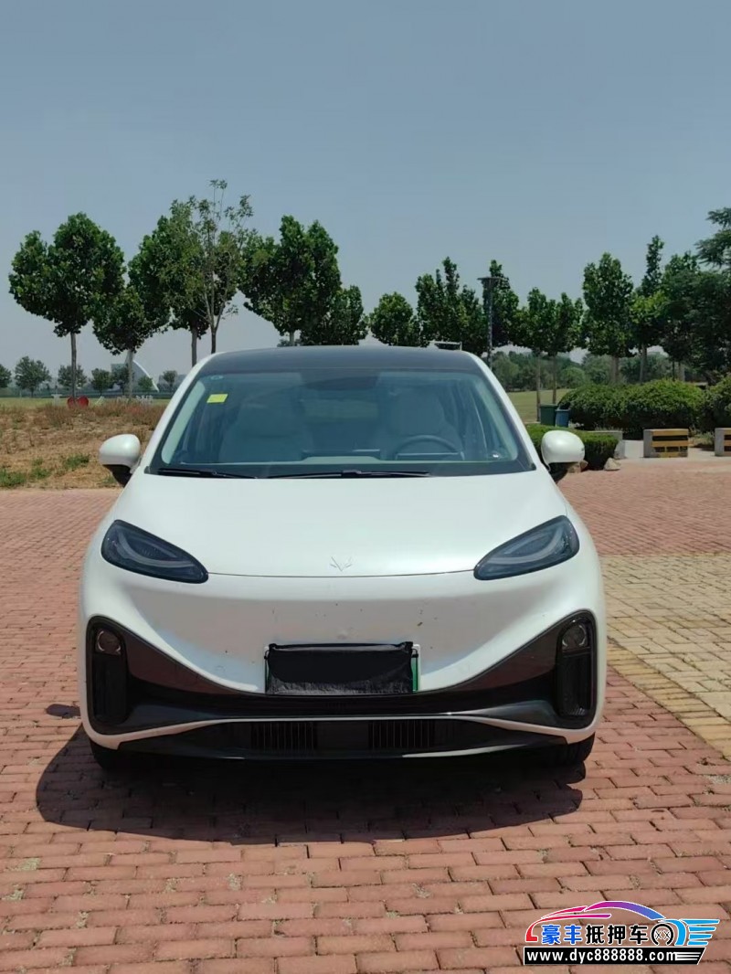 25年极狐考拉轿车抵押车出售