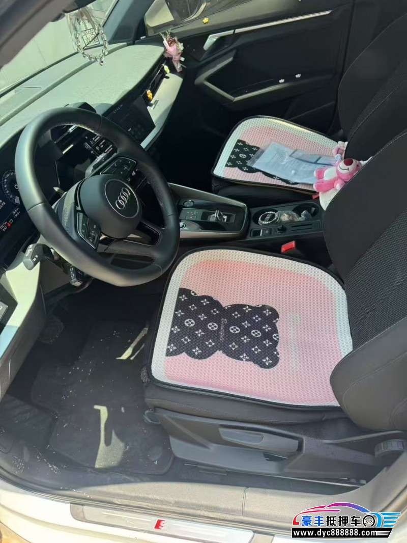 23年奥迪A3轿车抵押车出售