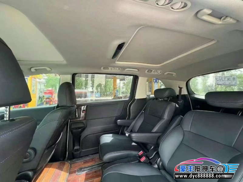 17年本田艾力绅轿车抵押车出售