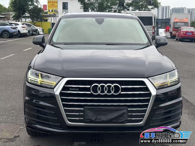 抵押车出售19年奥迪Q7SUV
