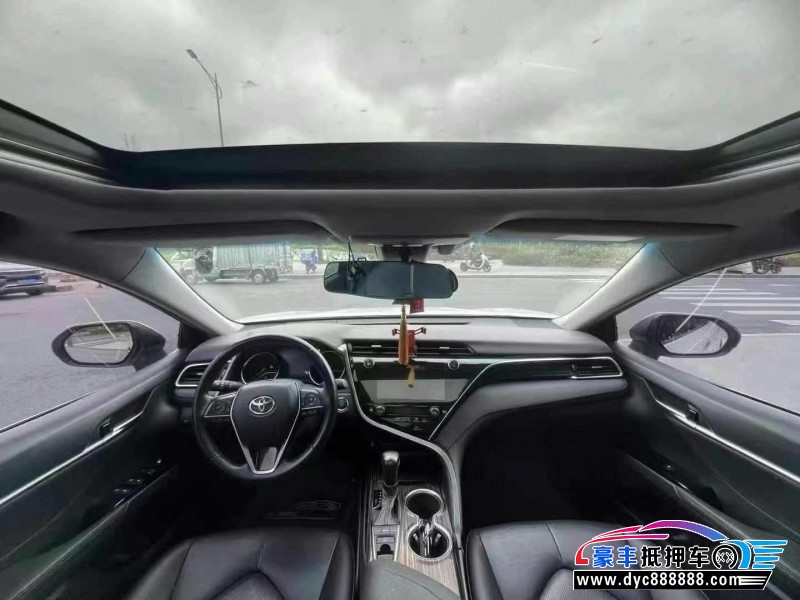 19年丰田凯美瑞轿车抵押车出售