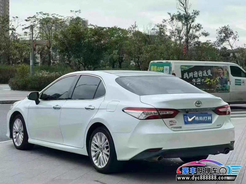 19年丰田凯美瑞轿车抵押车出售