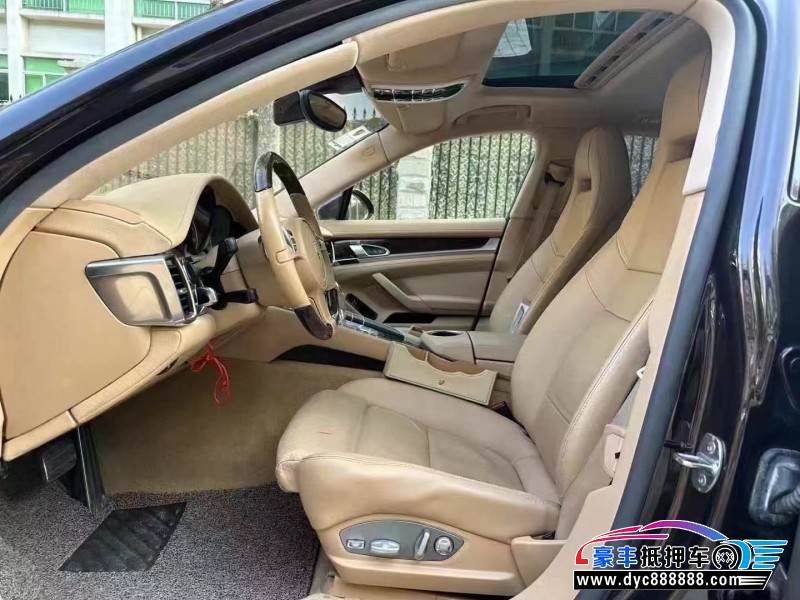 13年保时捷帕纳梅拉轿车抵押车出售