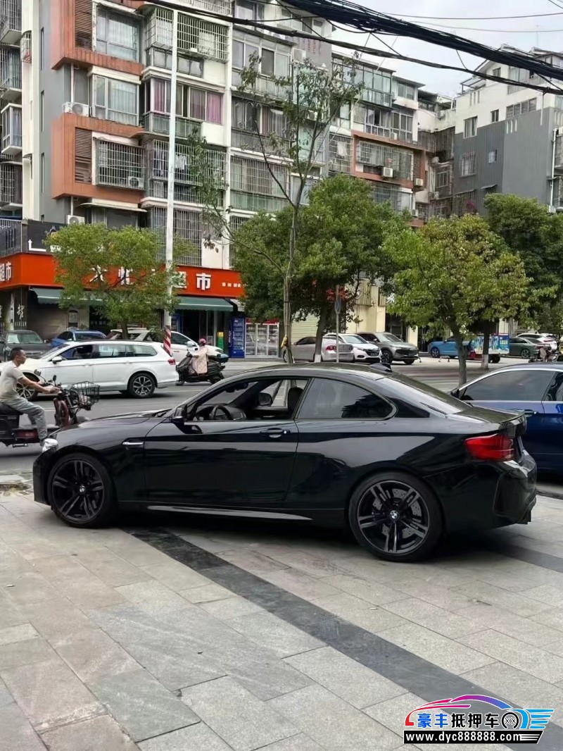 18年宝马M2轿车抵押车出售