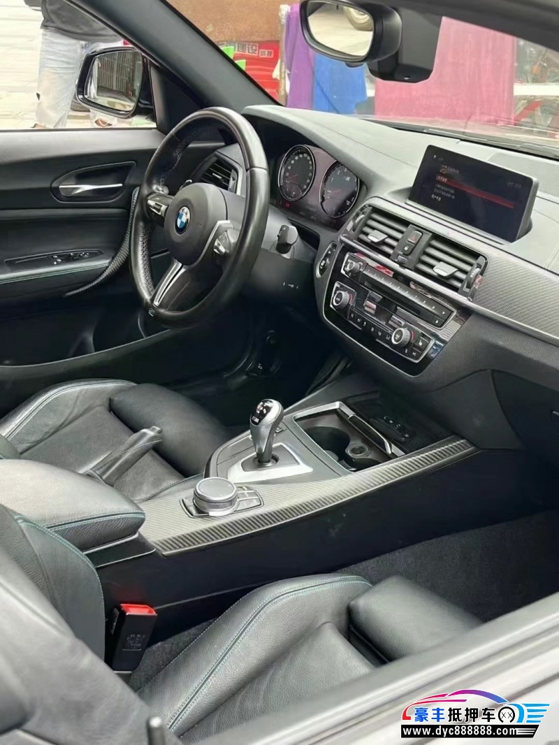 18年宝马M2轿车抵押车出售