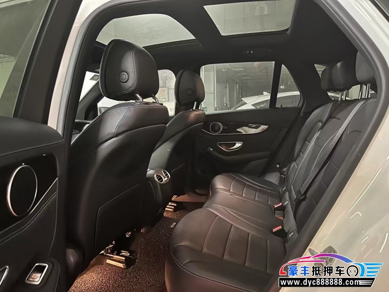 16年奔驰GLC轿车抵押车出售