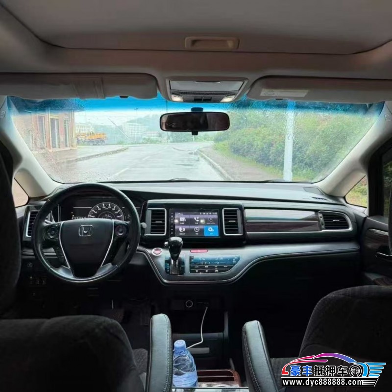 18年本田艾力绅轿车抵押车出售