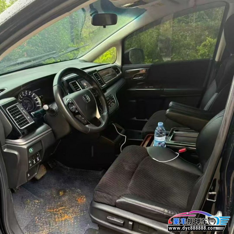 18年本田艾力绅轿车抵押车出售