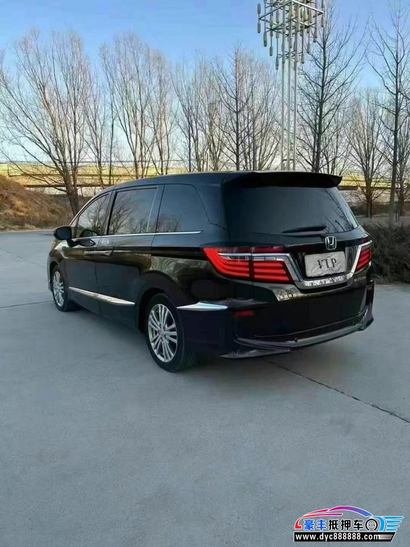 18年本田艾力绅轿车抵押车出售