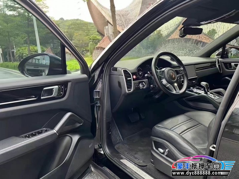 20年保时捷卡宴轿车抵押车出售